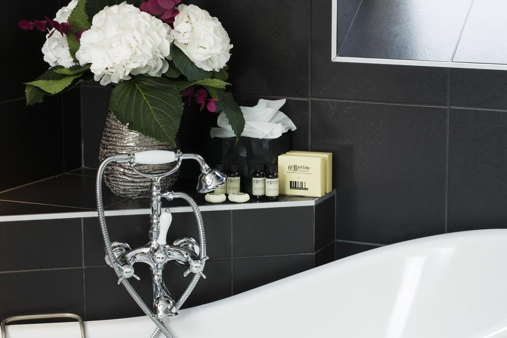 Hotel Design Sorbonne Париж Екстериор снимка